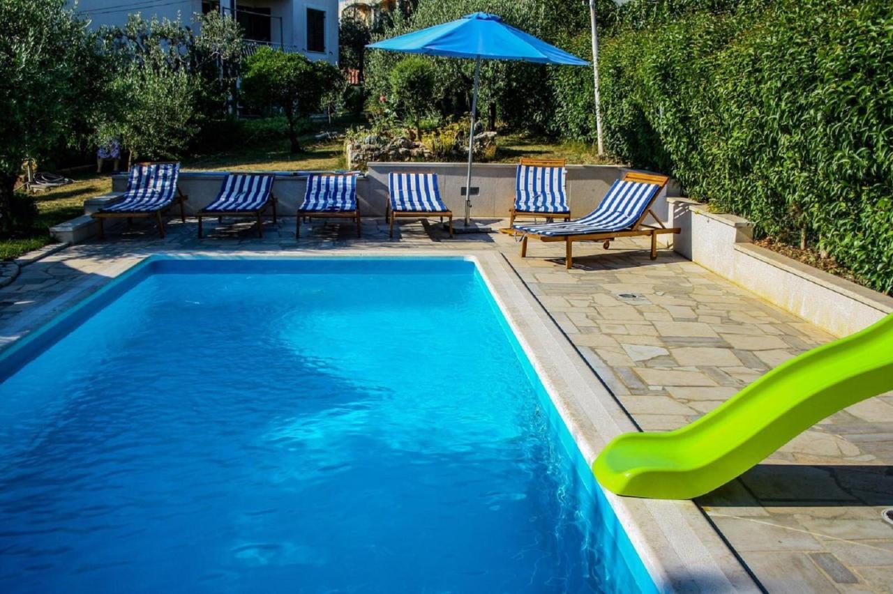 Apartments With A Swimming Pool Pula - 7356 Dış mekan fotoğraf
